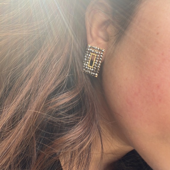 Rectangle-shaped stud earrings | NWT - Picture 5 of 6